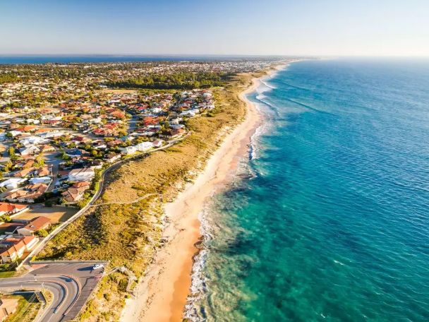 Mandurah Dolphin Island Adventure Cruise from Perth